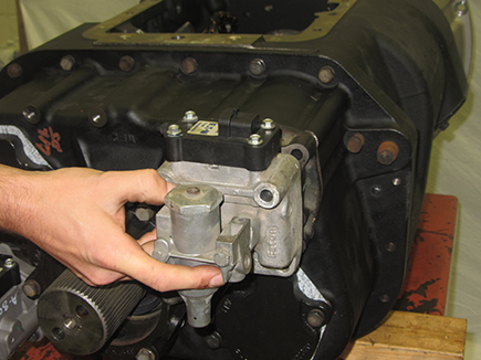 _Graphics/Web/Range Cylinder Assembly Step 9.png